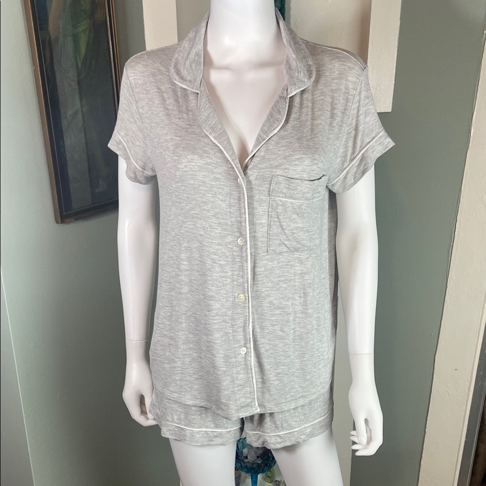 Stars Above Soft Fabric Gray Womens Pajamas Set Shorts Shirt Top Small S